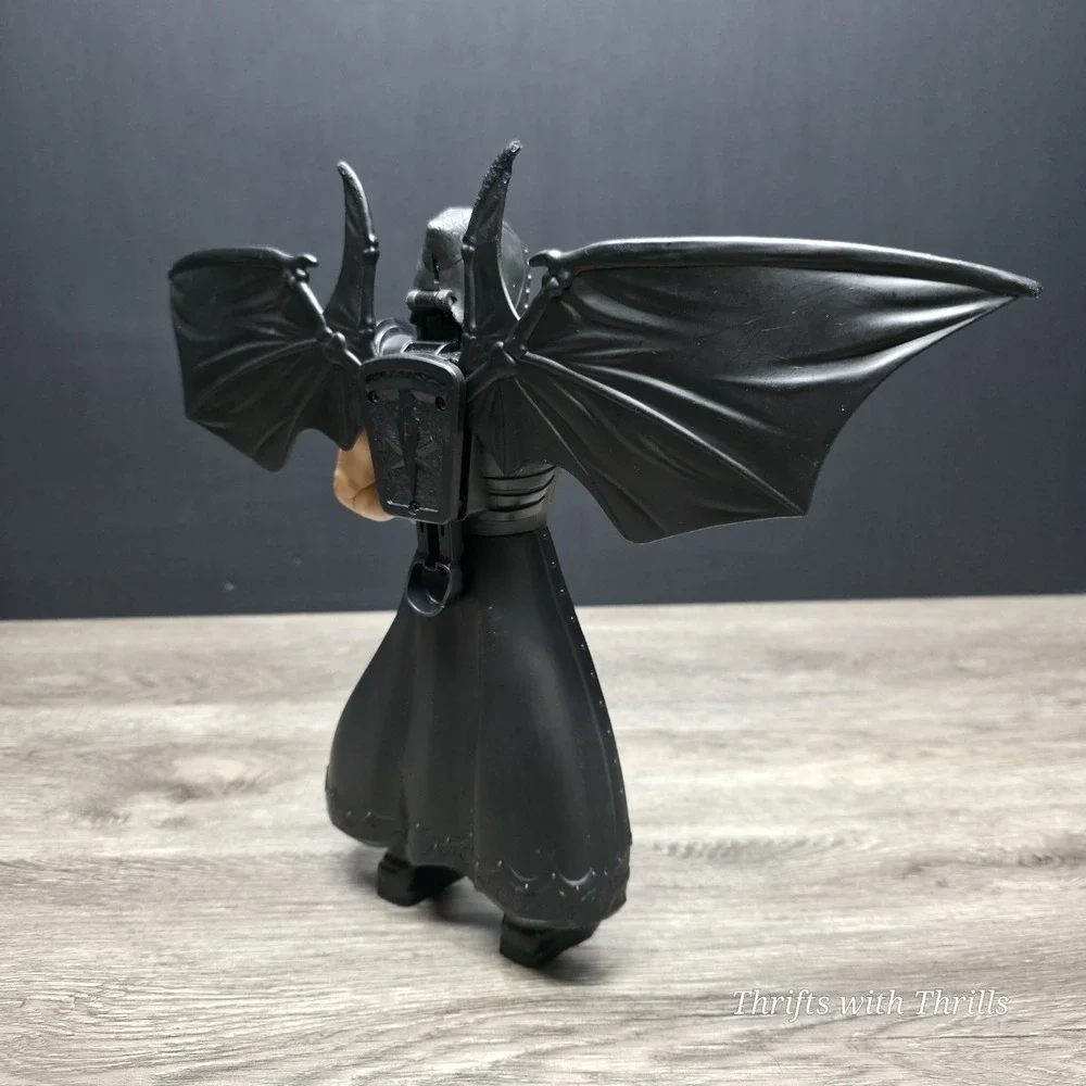 2014 Mattel WWE The Undertaker with Pop Up Black Wings 12